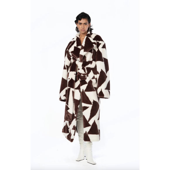 Ronny Kobo Ilia Two-tone Faux Fur Coat - Picture 7 of 14